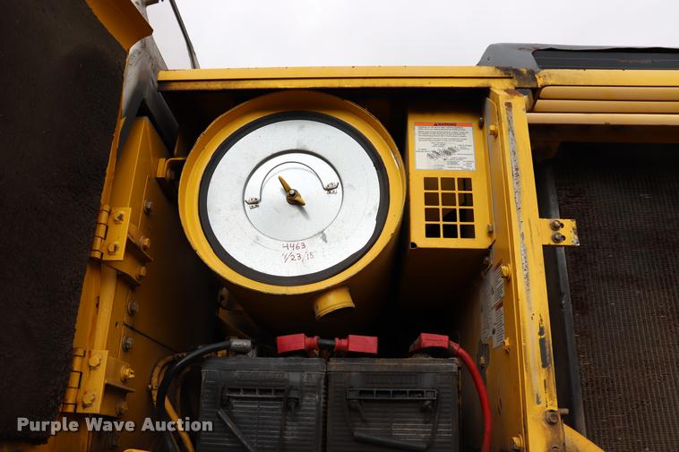 image for item DQ9483 1997 Kobelco SK400LC excavator