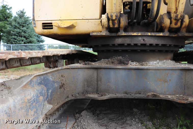 image for item DQ9483 1997 Kobelco SK400LC excavator