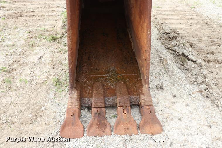 image for item DQ9483 1997 Kobelco SK400LC excavator