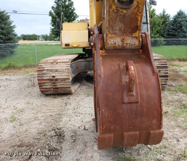 image for item DQ9483 1997 Kobelco SK400LC excavator