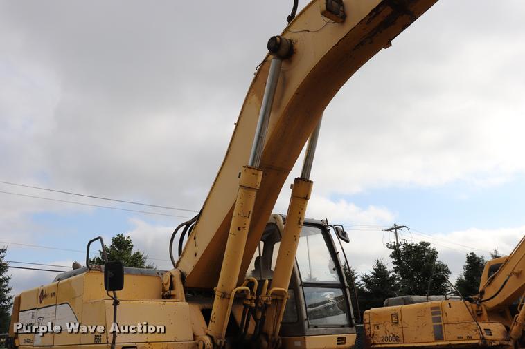 image for item DQ9483 1997 Kobelco SK400LC excavator