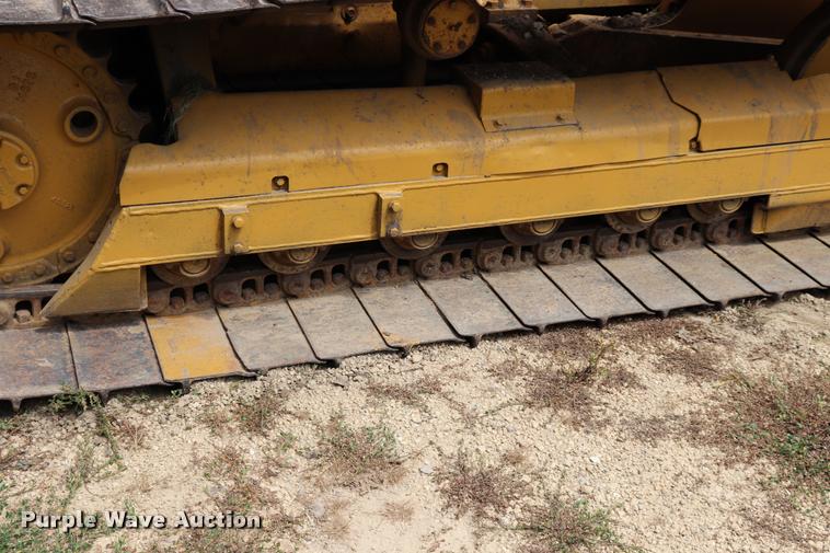 image for item DQ9485 1994 Caterpillar D3C LGP dozer