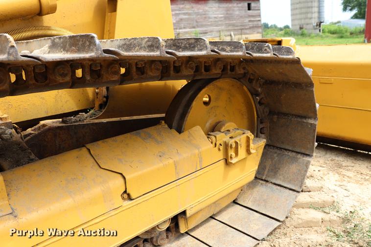 image for item DQ9485 1994 Caterpillar D3C LGP dozer