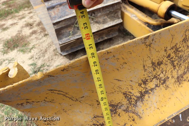 image for item DQ9485 1994 Caterpillar D3C LGP dozer