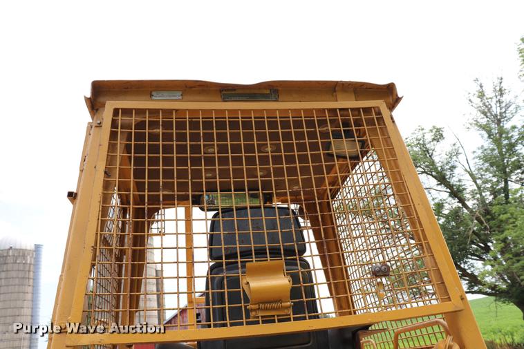 image for item DQ9485 1994 Caterpillar D3C LGP dozer