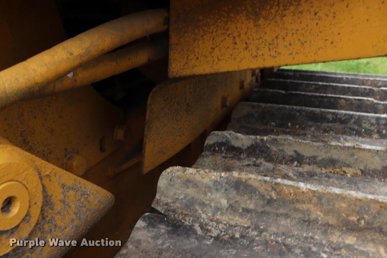 image for item DQ9485 1994 Caterpillar D3C LGP dozer