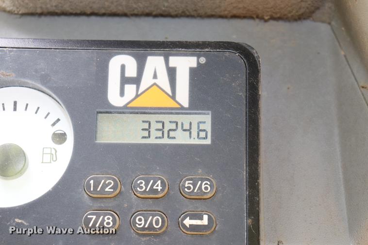 image for item DQ9486 2014 Caterpillar 262D skid steer