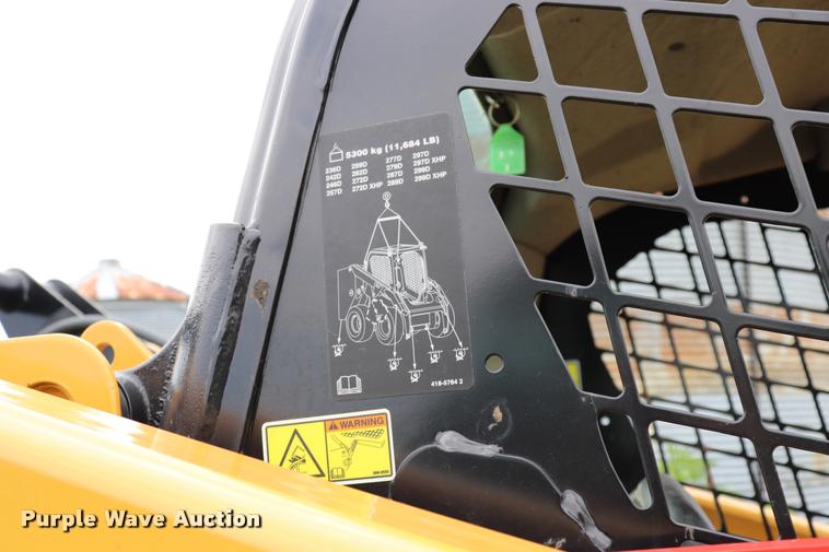 image for item DQ9486 2014 Caterpillar 262D skid steer