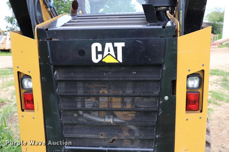 image for item DQ9486 2014 Caterpillar 262D skid steer