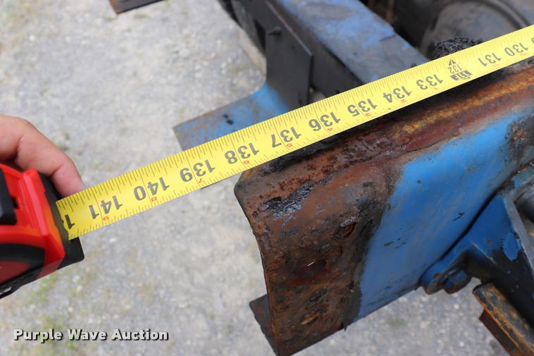 image for item DQ9498 2004 Sterling L7500 truck chassis