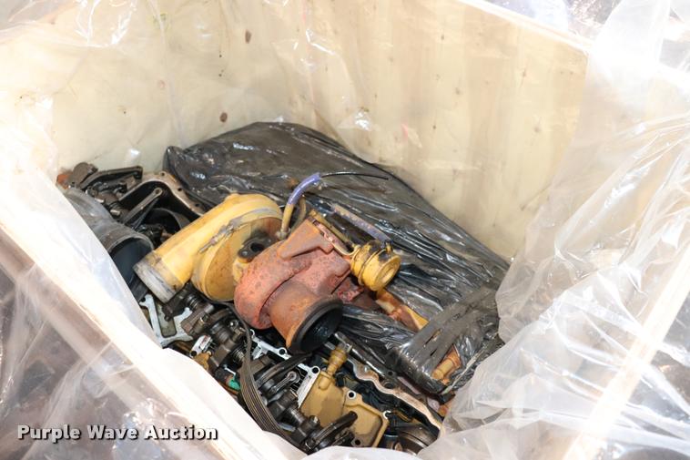 image for item DQ9498 2004 Sterling L7500 truck chassis