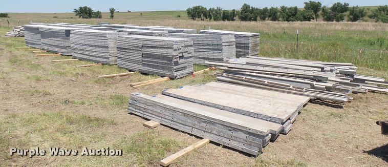 image for item DR9672 Wall-Ties concrete forms