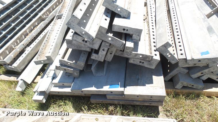 image for item DR9672 Wall-Ties concrete forms