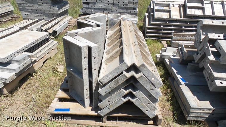 image for item DR9672 Wall-Ties concrete forms