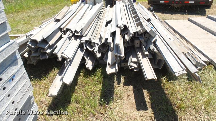 image for item DR9672 Wall-Ties concrete forms