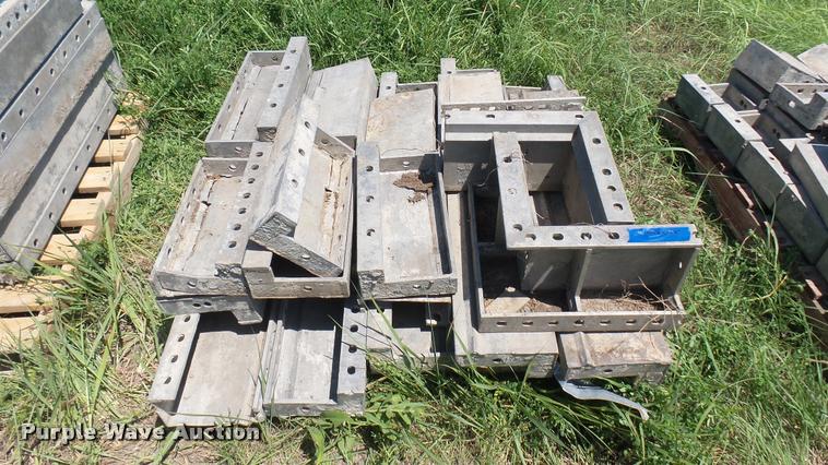 image for item DR9672 Wall-Ties concrete forms