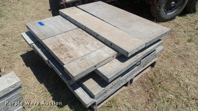 image for item DR9672 Wall-Ties concrete forms