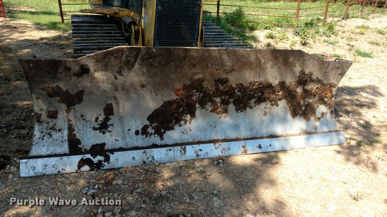 image for item G1223 2003 Komatsu D41P-6 dozer