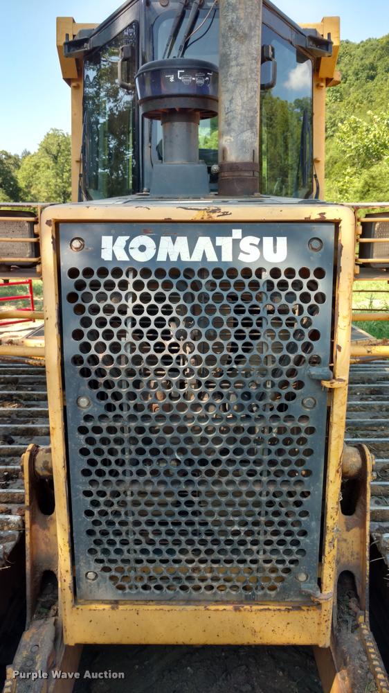 image for item G1223 2003 Komatsu D41P-6 dozer