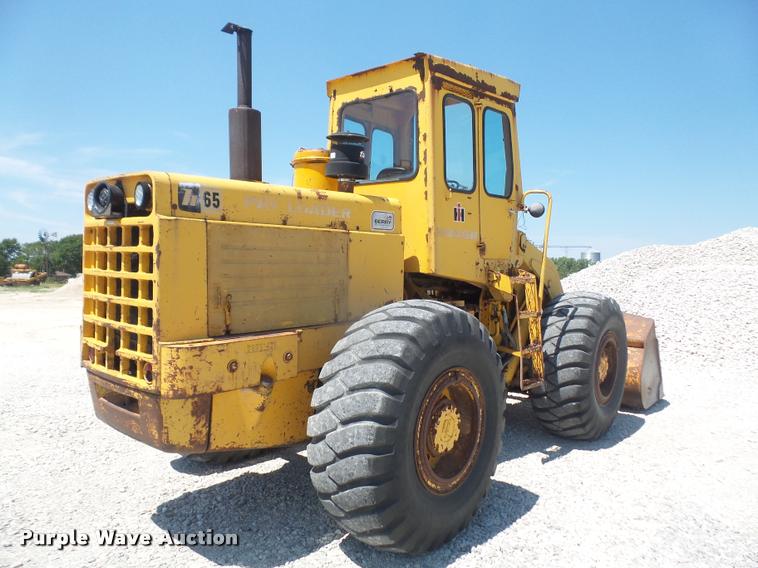 image for item G1257 International H65C Wheel loader