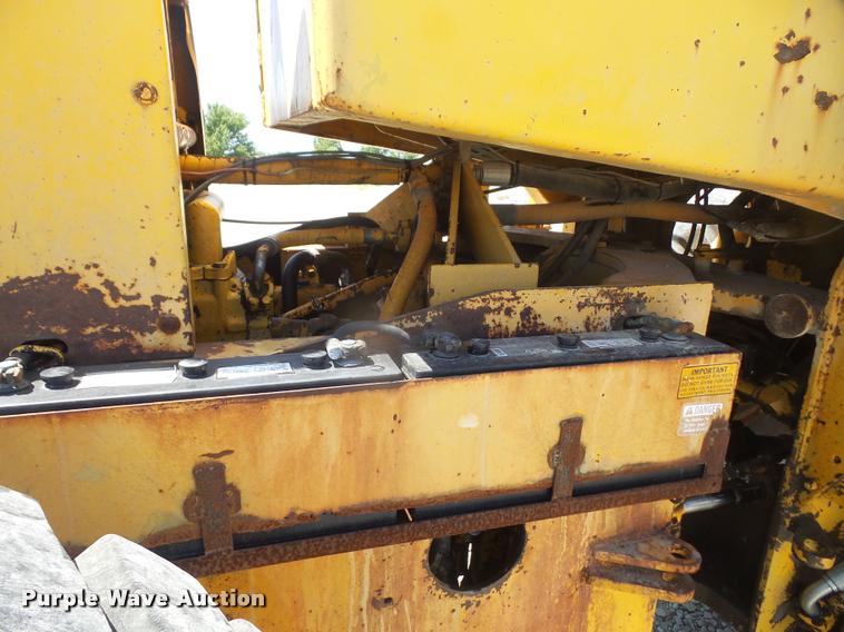 image for item G1257 International H65C Wheel loader