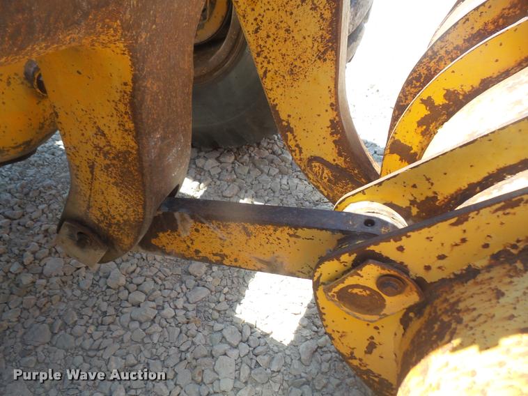 image for item G1257 International H65C Wheel loader