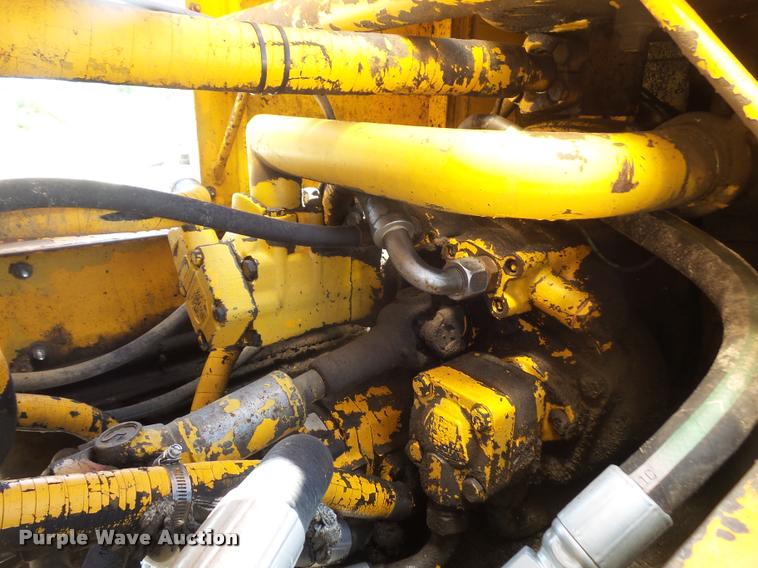 image for item G1257 International H65C Wheel loader