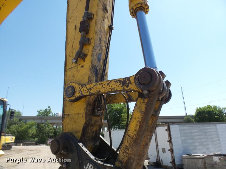 image for item K1848 2005 Komatsu 300LC-7L excavator