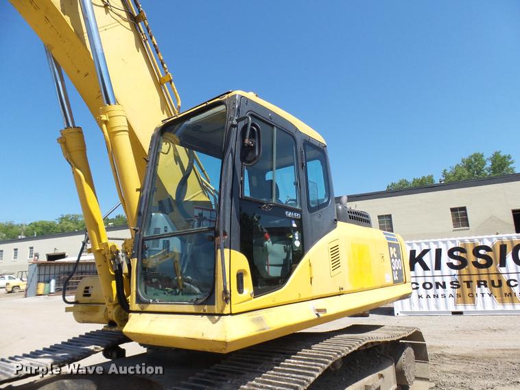 image for item K1848 2005 Komatsu 300LC-7L excavator
