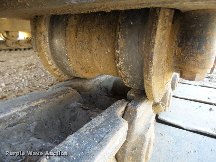 image for item K1848 2005 Komatsu 300LC-7L excavator