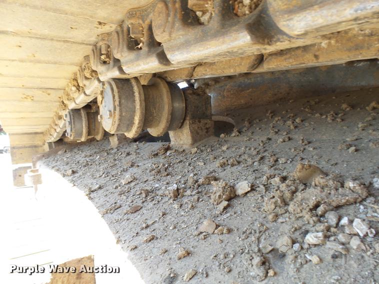 image for item K1848 2005 Komatsu 300LC-7L excavator
