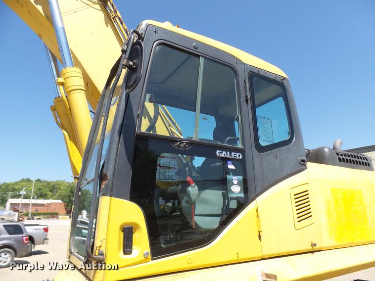 image for item K1848 2005 Komatsu 300LC-7L excavator