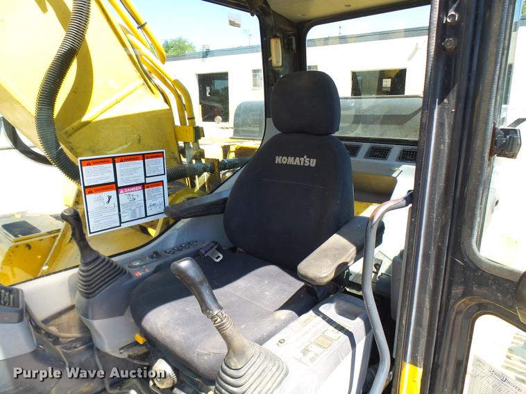 image for item K1848 2005 Komatsu 300LC-7L excavator