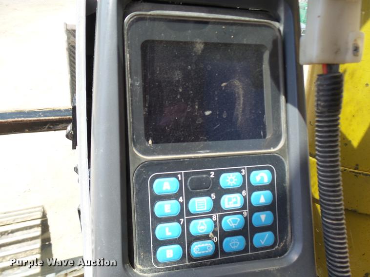 image for item K1848 2005 Komatsu 300LC-7L excavator