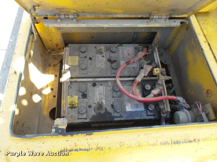 image for item K1848 2005 Komatsu 300LC-7L excavator