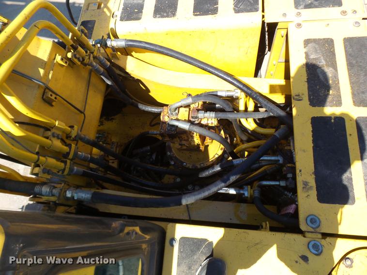 image for item K1848 2005 Komatsu 300LC-7L excavator