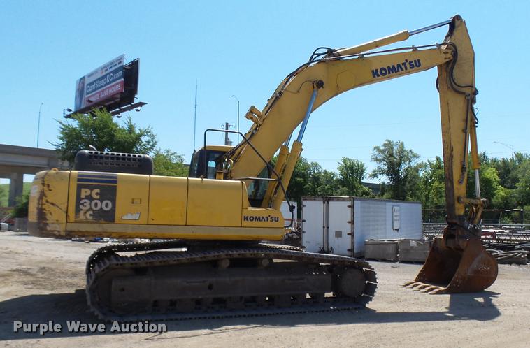 image for item K1849 2004 Komatsu 300LC-7L excavator