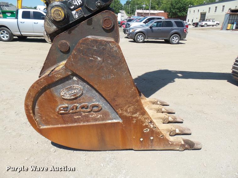 image for item K1849 2004 Komatsu 300LC-7L excavator