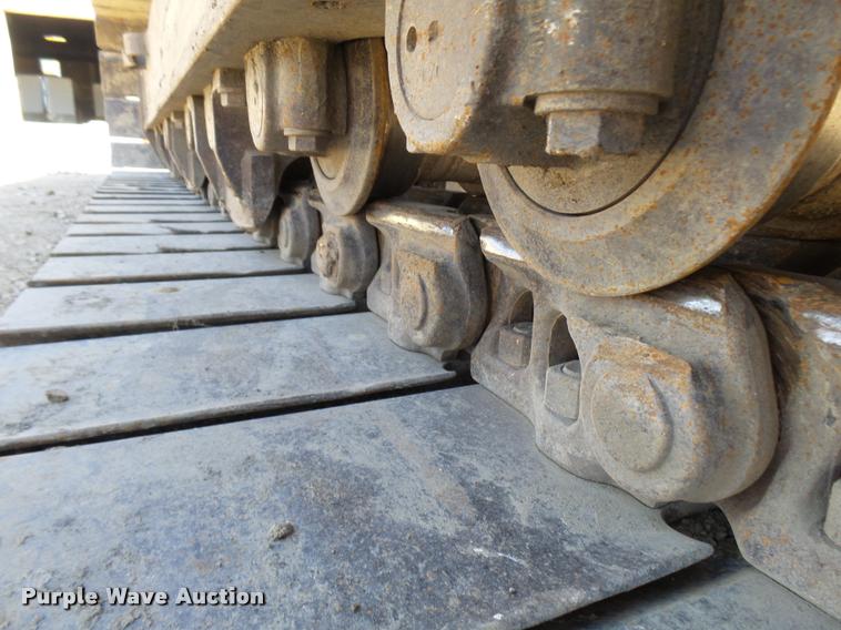 image for item K1849 2004 Komatsu 300LC-7L excavator