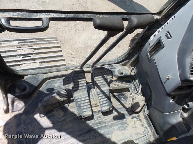 image for item K1849 2004 Komatsu 300LC-7L excavator