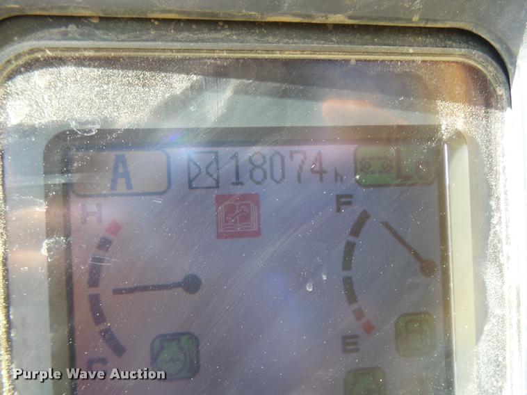 image for item K1849 2004 Komatsu 300LC-7L excavator