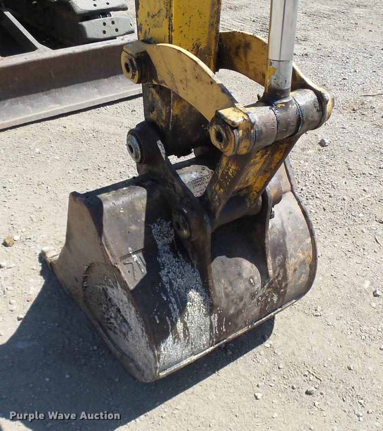 image for item K1850 2005 Komatsu PC40MR-2 mini excavator