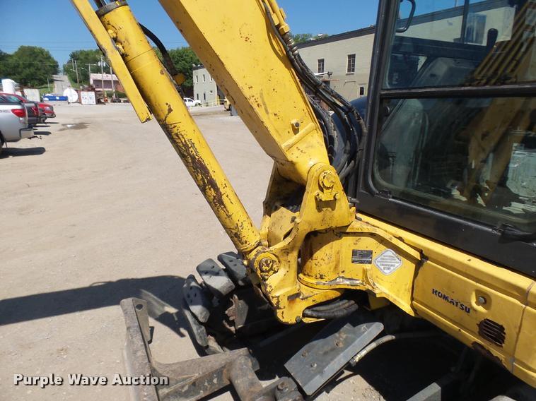 image for item K1850 2005 Komatsu PC40MR-2 mini excavator