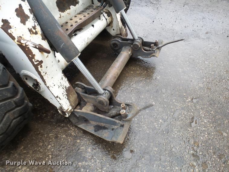 image for item K1852 2003 Bobcat S250 skid steer