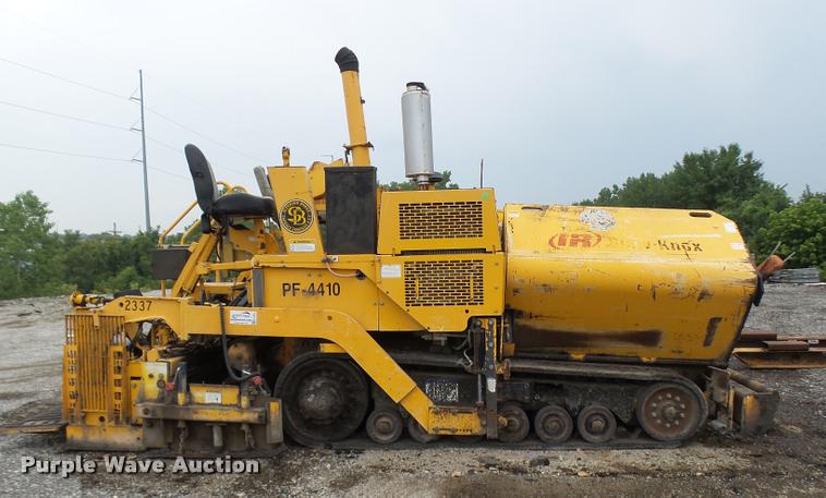 image for item K1853 2004 Blaw Knox PF4410 paver