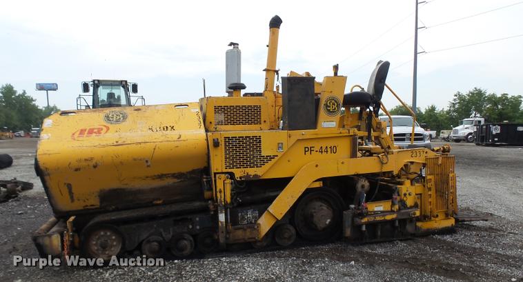 image for item K1853 2004 Blaw Knox PF4410 paver