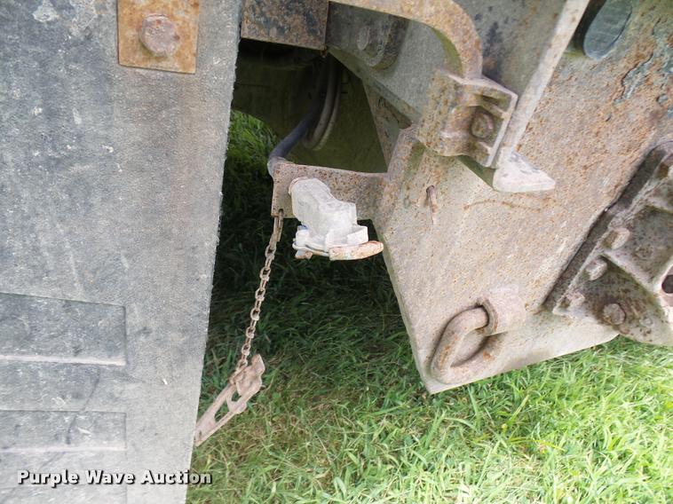 image for item K1862 2001 International 4900 dump truck