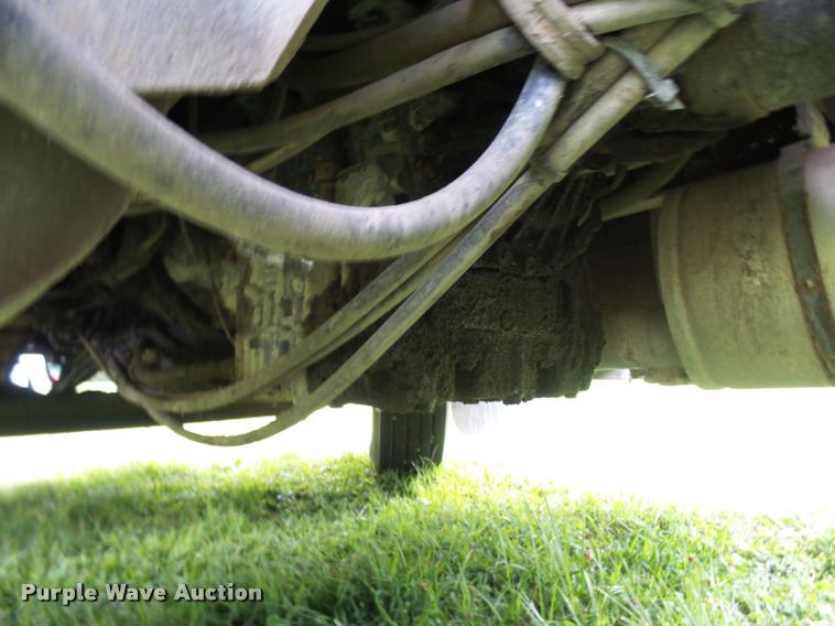 image for item K1862 2001 International 4900 dump truck