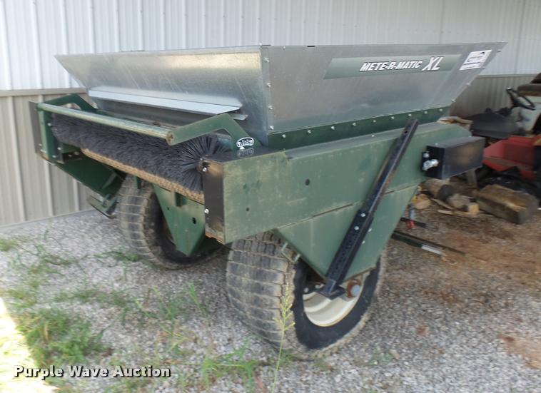 image for item K1866 Turfco Mete-R Matic XL spreader