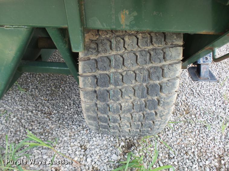 image for item K1866 Turfco Mete-R Matic XL spreader